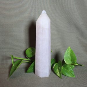 Rose Quartz Tower, 1191g