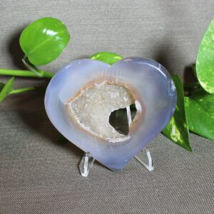 Druzy Agate Heart, 138g